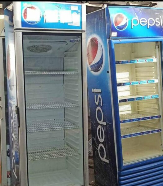 Réfrigérateur en verre