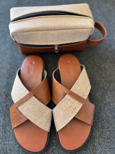 Sandales élégantes avec pochette