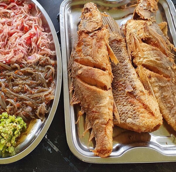 Poissons frits délicieux