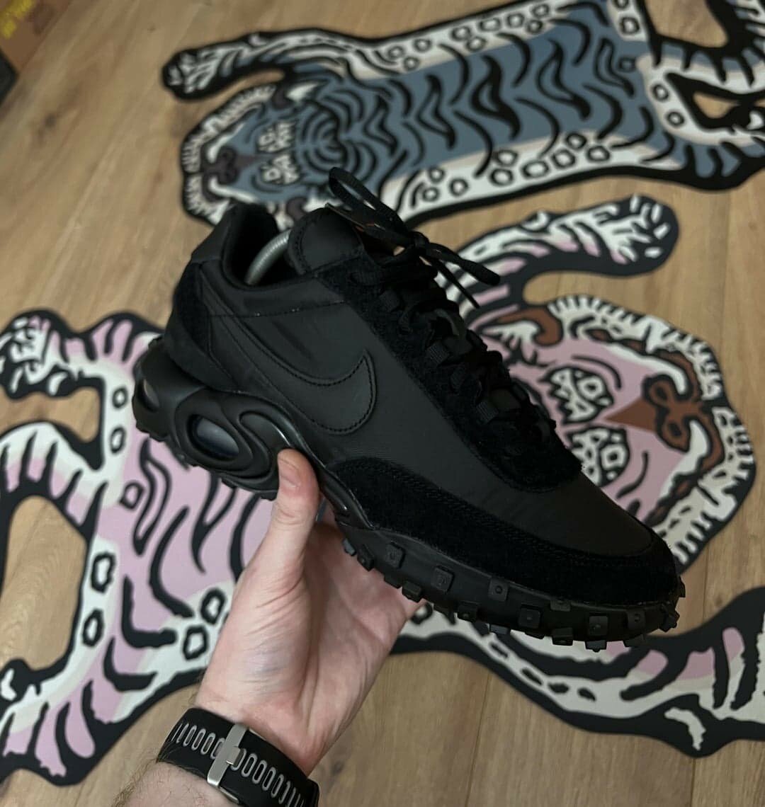 Chaussures Nike noires élégantes
