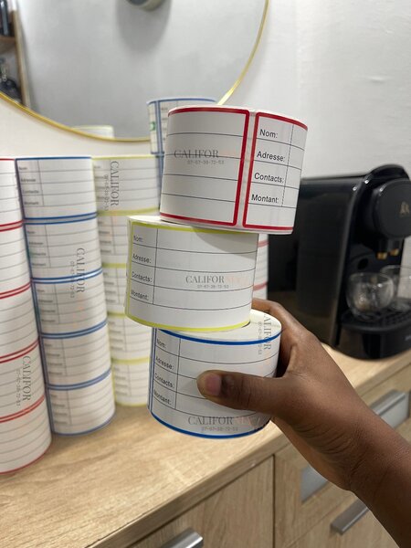 Étiquettes de livraison autocollantes