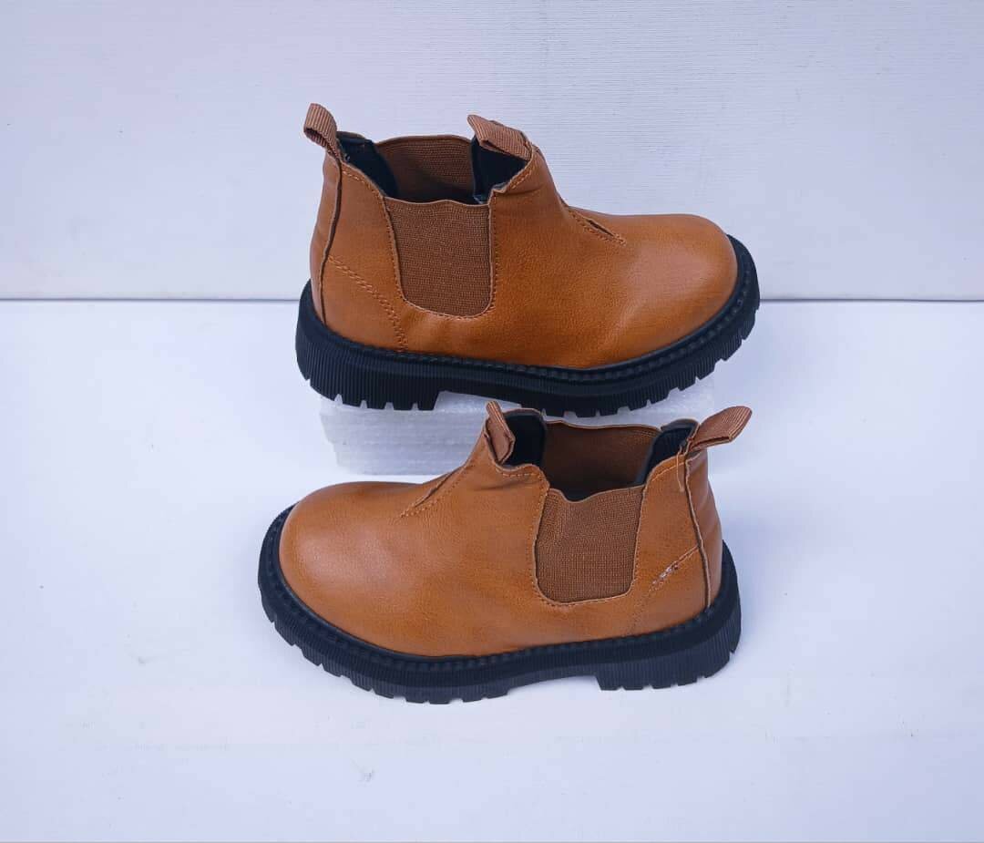 Bottines enfant robustes