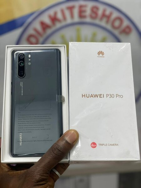 HUAWEI P30 PRO NEUF 128GIGA/8GIGA RAM