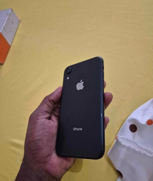 Apple iPhone XR Noir