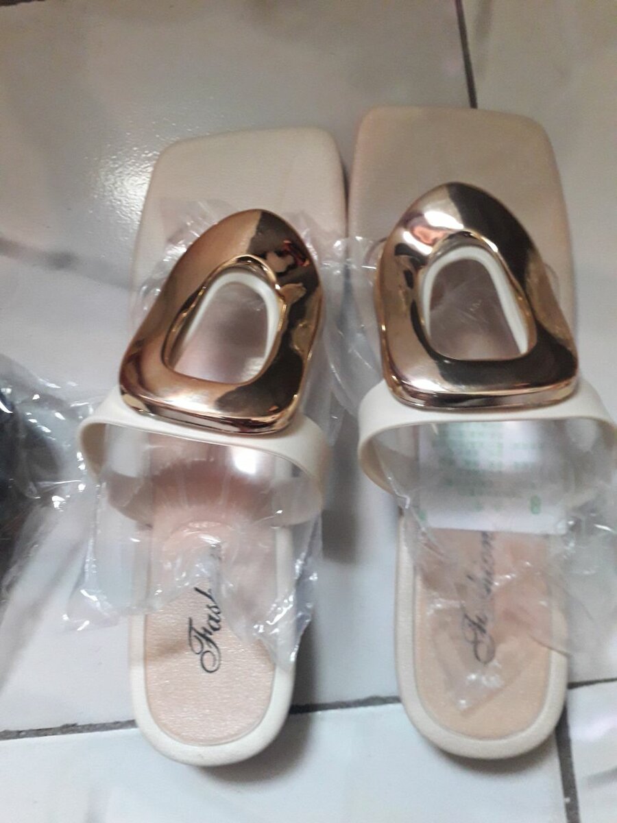 Sandales en PVC pluie et plage