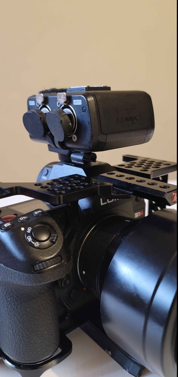 Caméra professionnelle Canon avec accessoires