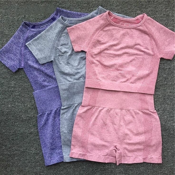 Ensemble de sport femme