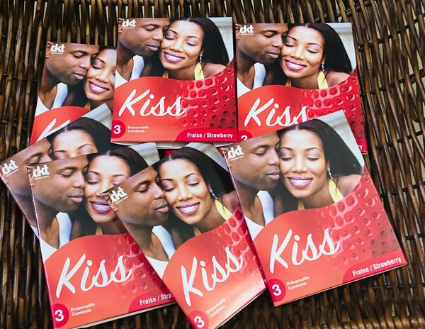 24 préservatifs (8 paquets )