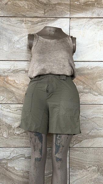 Shorts cargo kaki pour femmes