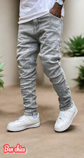 Jean slim gris moderne