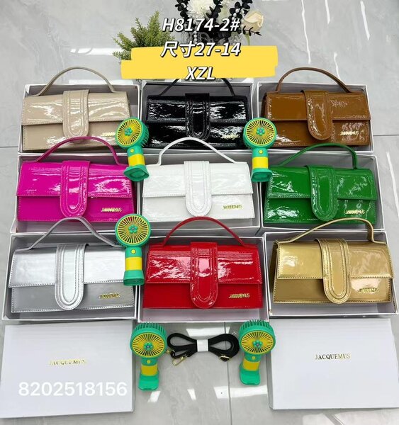 Sac à main en cuir brillant