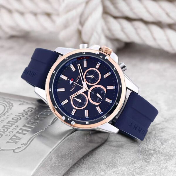 MONTRE HOMME LUXE  HILFIGER