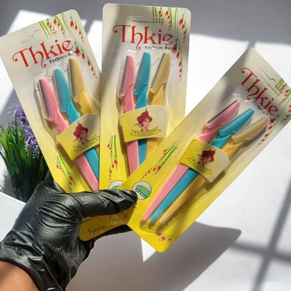Rasoirs à sourcils colorés