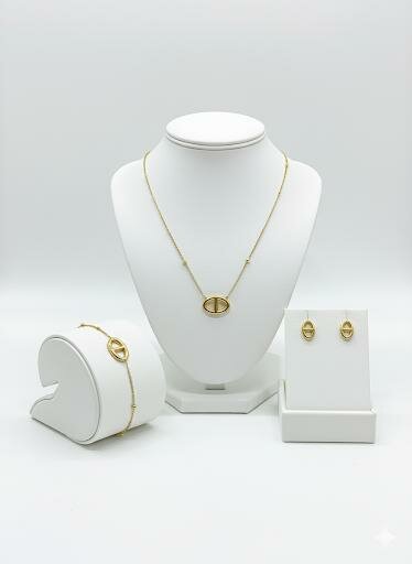 Elegant Gold Jewelry Set
