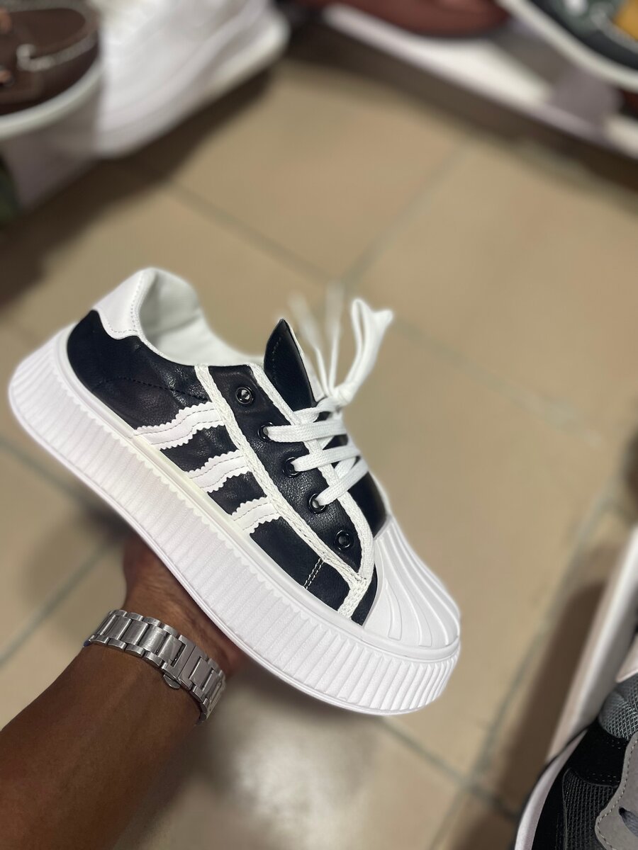 Sneakers tendance en cuir blanc