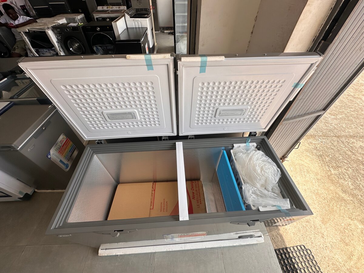 Congélateur couché 423 l