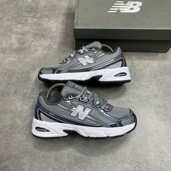 New Balance 740 Gris