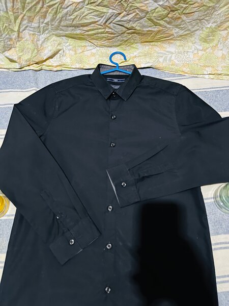 Chemise Noire Homme Élégante