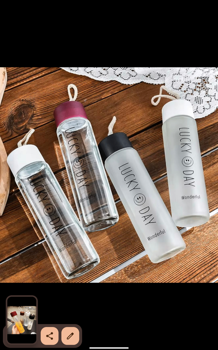 Bouteilles d'eau en verre