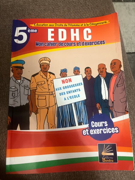 Cahier de Cours et Exercices EDHC 5e