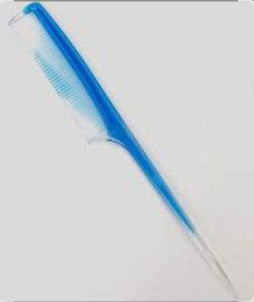 Peigne à manche fin pour coiffure