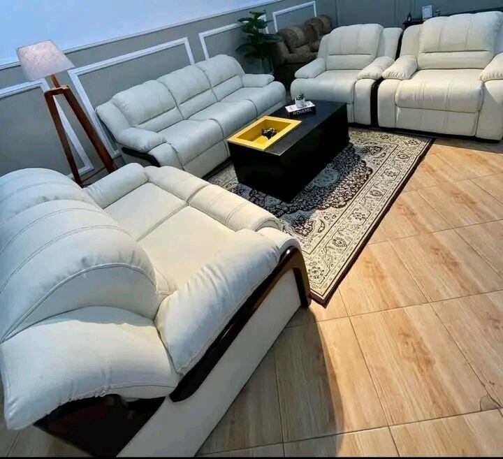 Canapés confortables en cuir