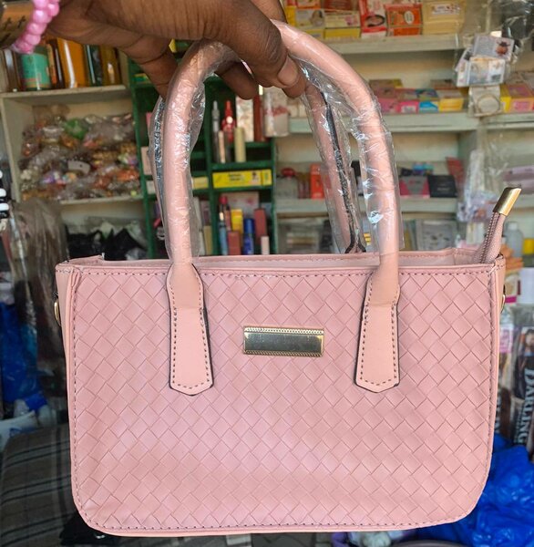 Sac à main moderne élégant