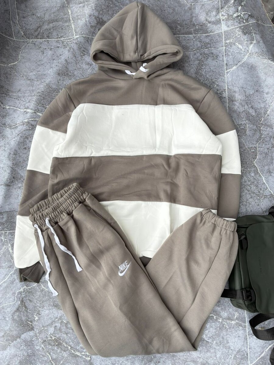 Ensemble de survêtement unisexe