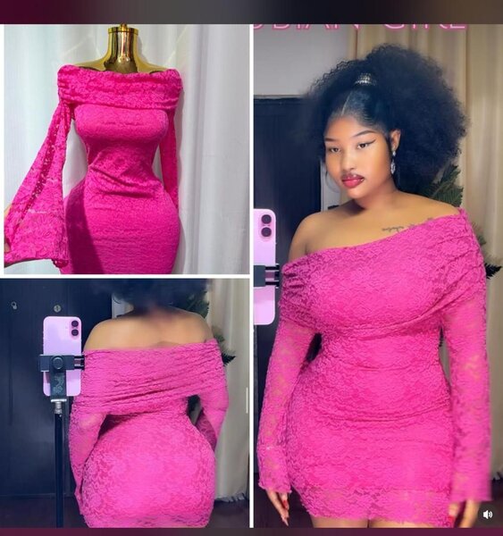 Robe moulante en dentelle rose
