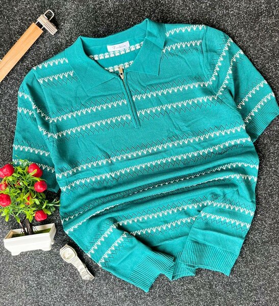 Pull-over col zippé élégant