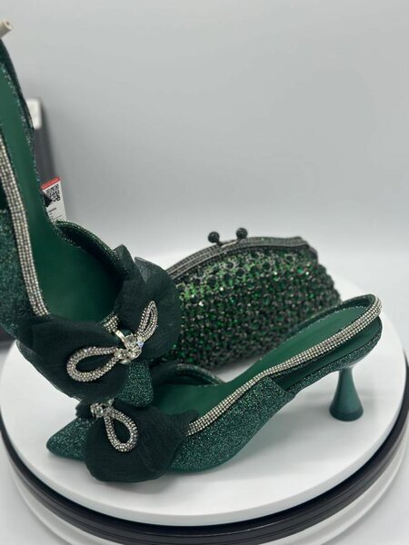 Heel and clutch combo