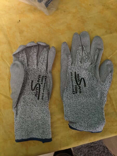 Gants de protection résistants