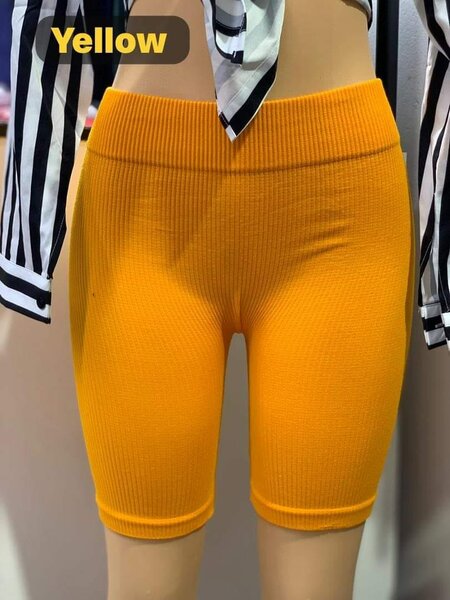 Cycling shorts in yellow
