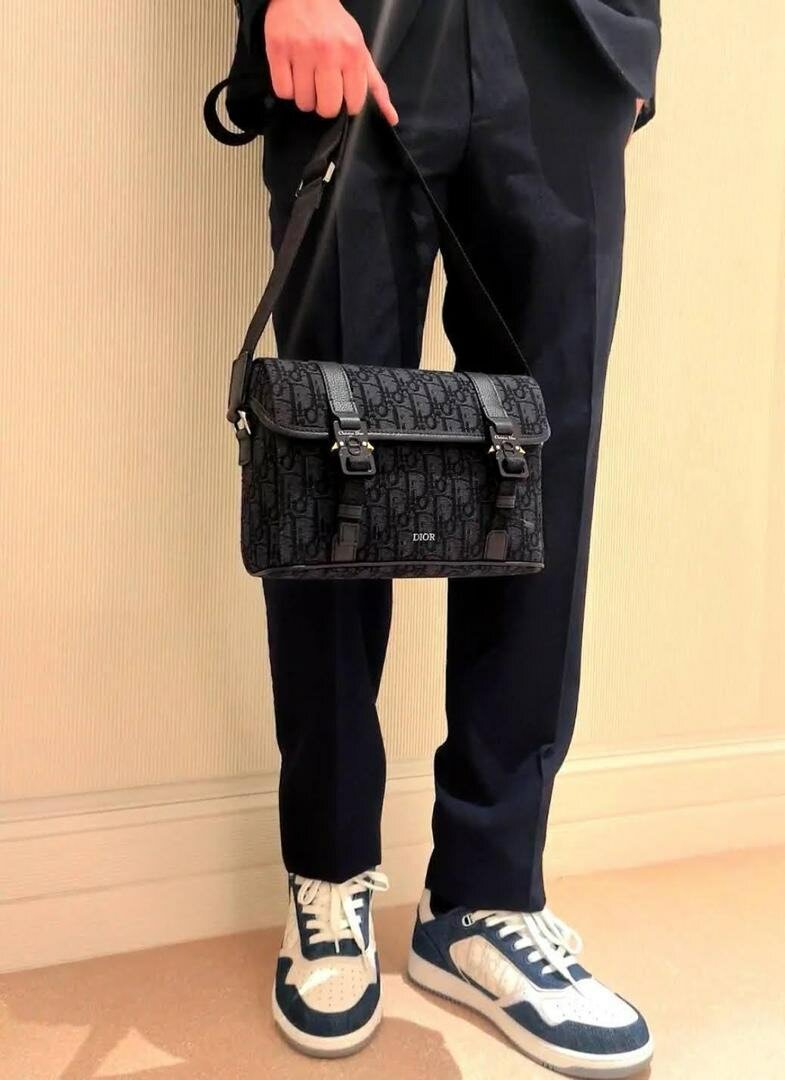 Sacoche en cuir élégante