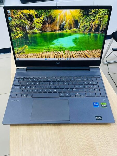 (Gaming Laptop) HP Victus