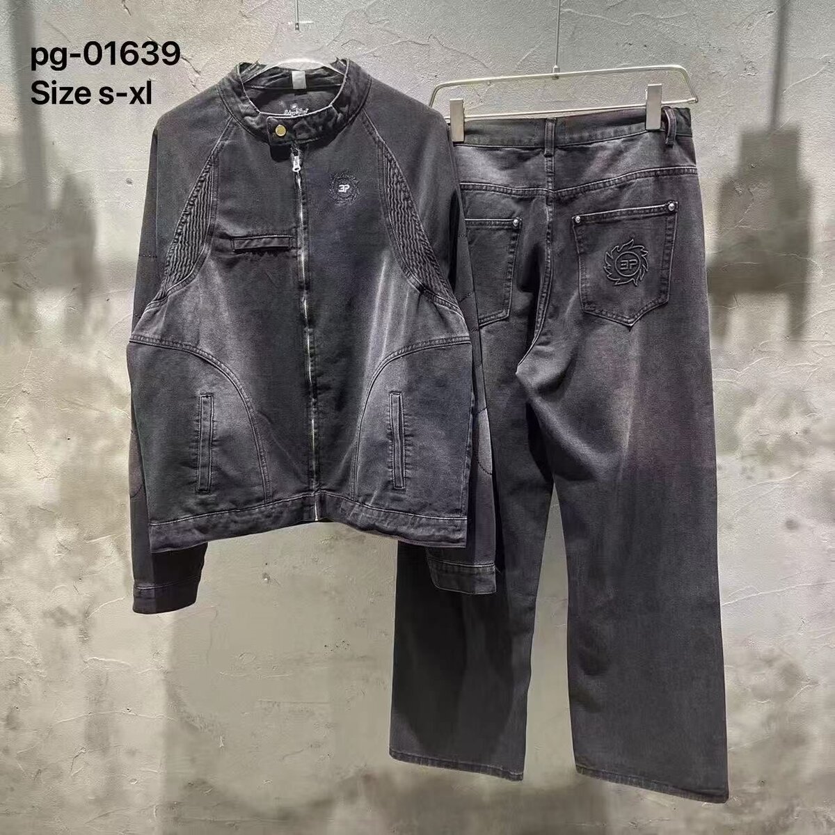 Ensemble veste et jeans décontracté