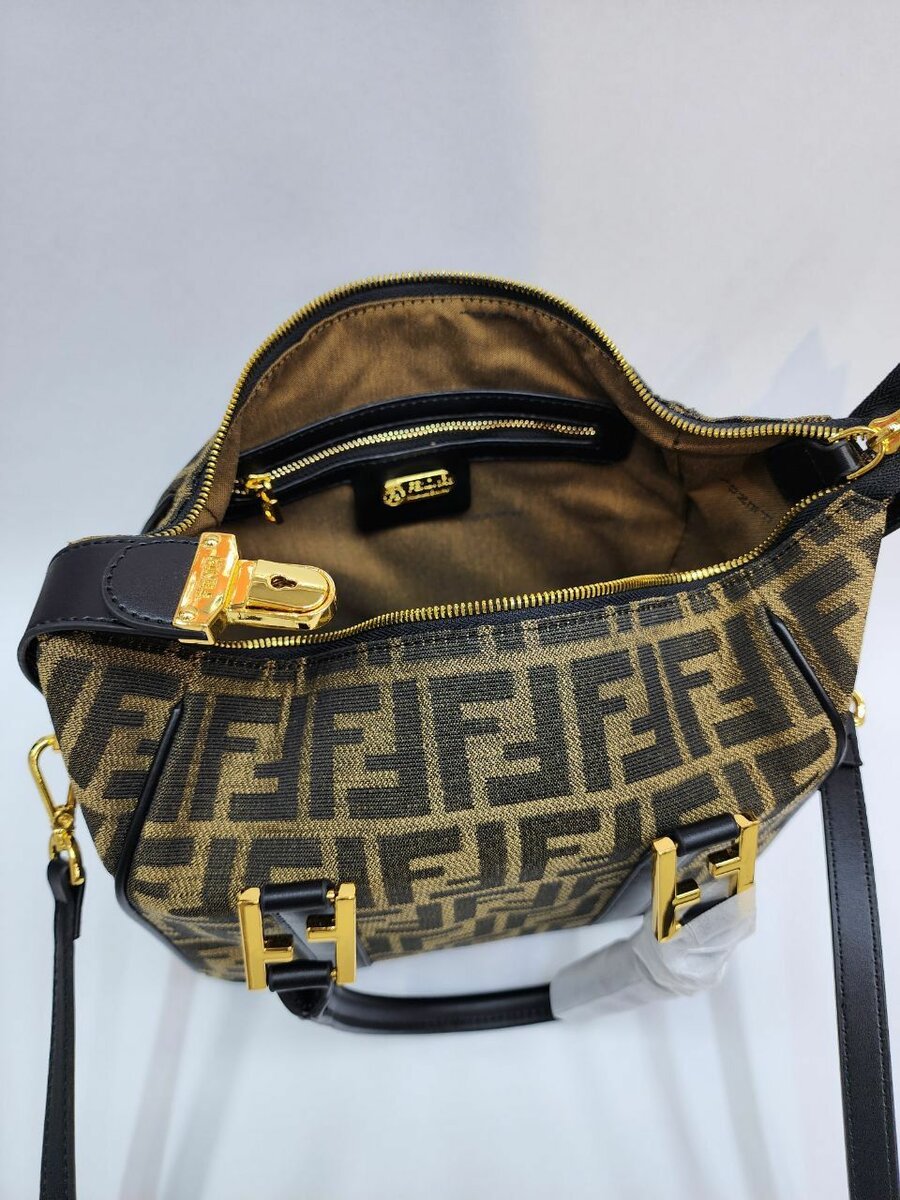 Бренд:FENDI