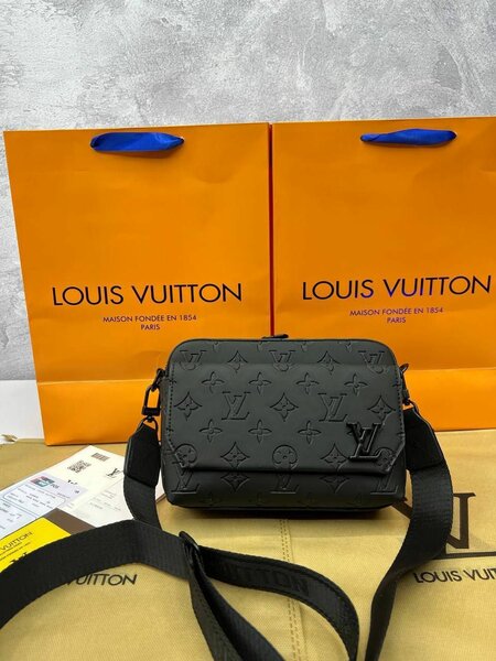 Sacoche Louis Vuitton