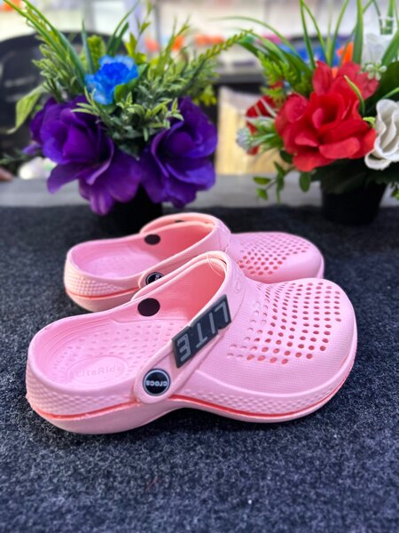 Kids crocs
