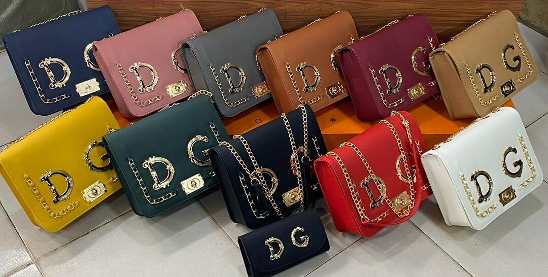 Hand bag's