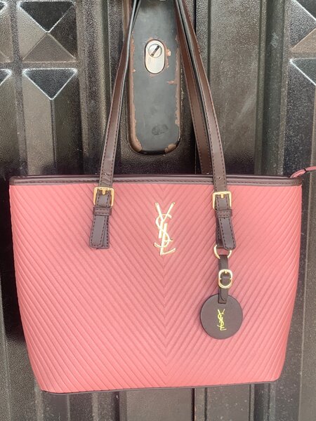 Ladies bag with purse