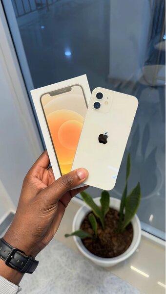 iPhone 12 Neuf 128GB Blanc