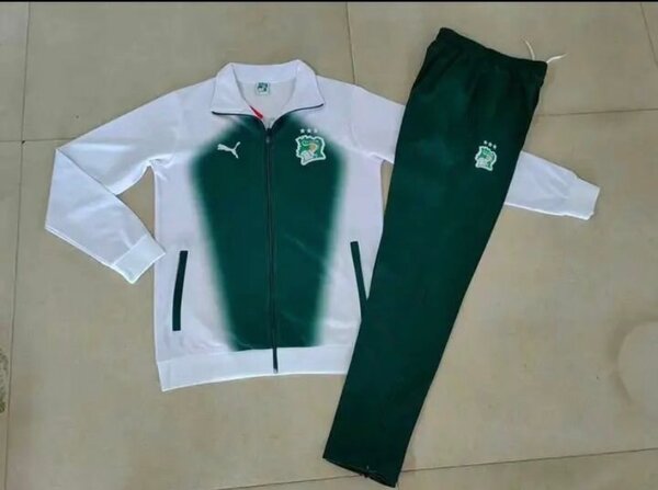 Survêtement de football ivoirien