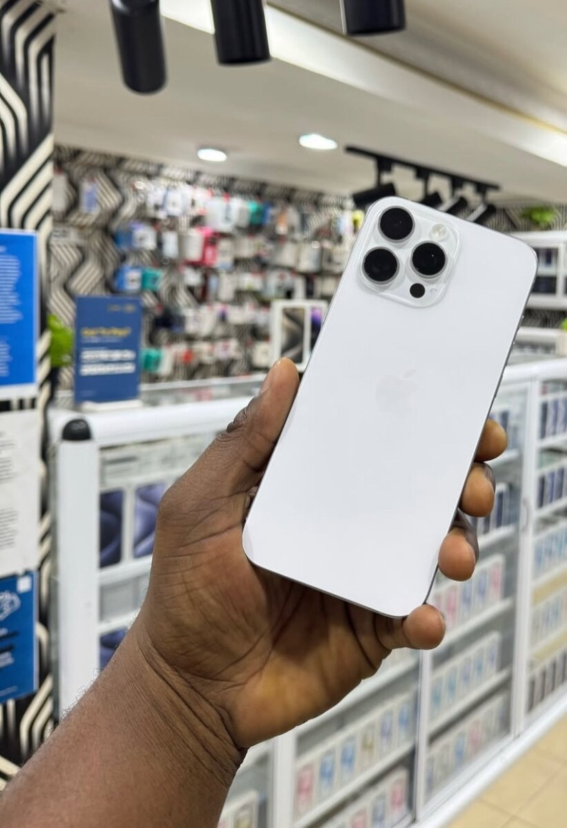 iPhone 16 Pro Max 256Gb