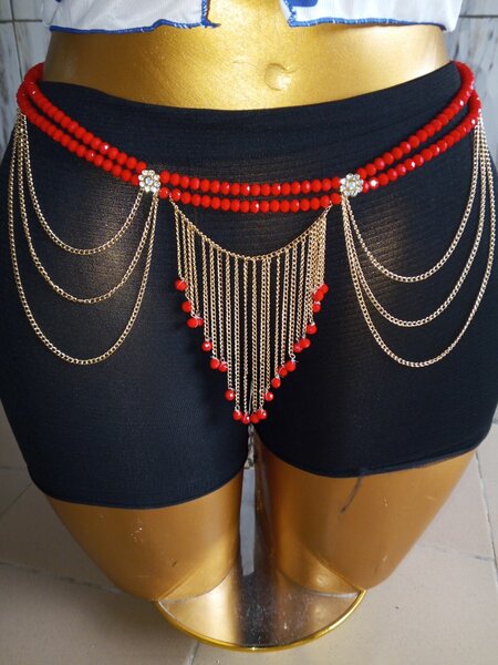 Ceinture Chaîne en Perles Élégante