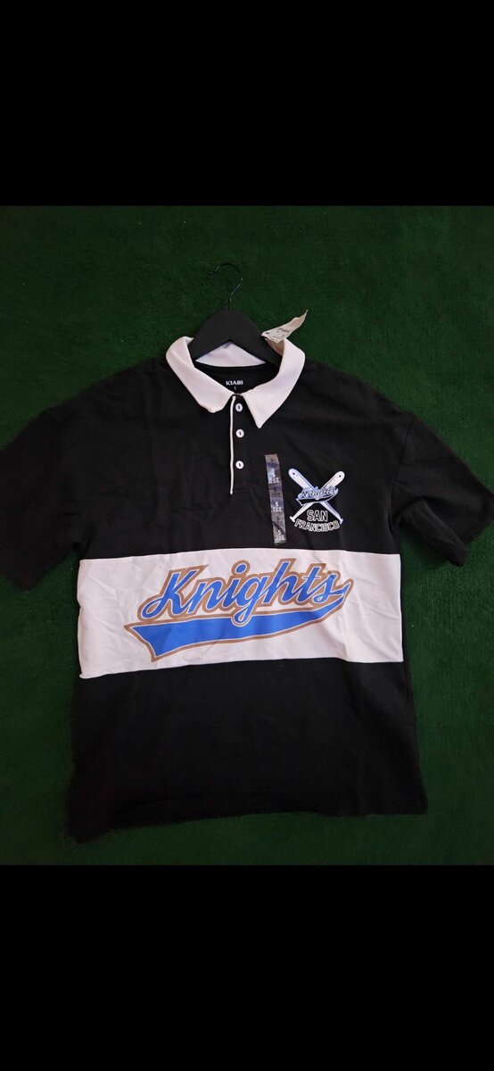 Printed knight polo