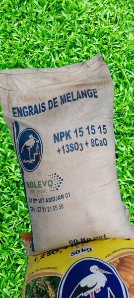 Engrais NPK 15-15-15  LÉquilibre Parfait pour une Récolte