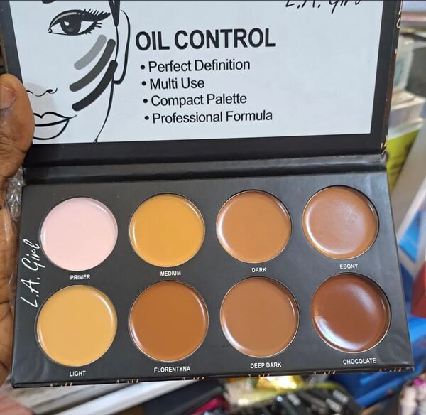 Concealer palette