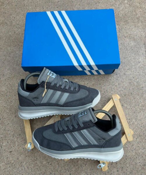 Baskets Adidas Vintage Style