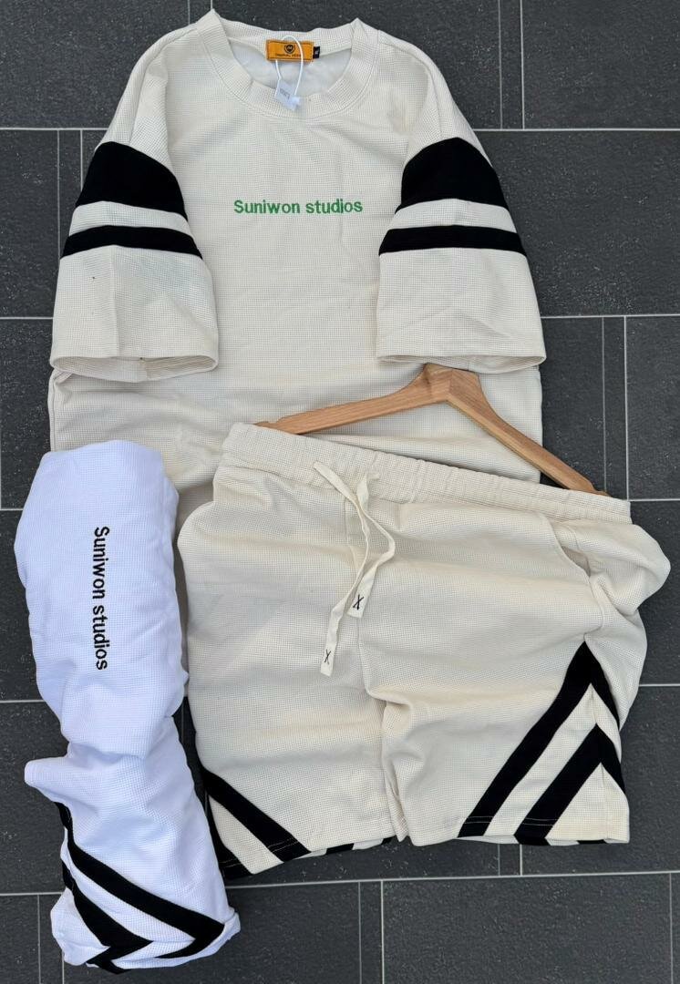 Ensemble de sport Suniwon Studios